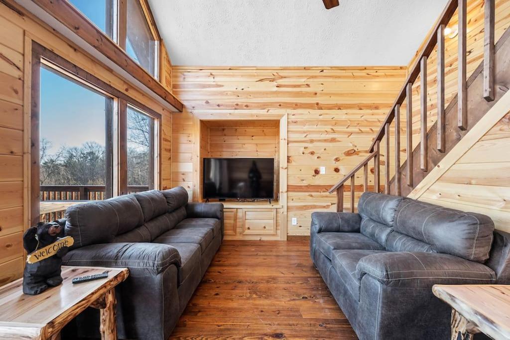 Dog Friendly! Views! Hot Tub! Close To Pf! Gsmnp เซอเวียร์วีล ภายนอก รูปภาพ