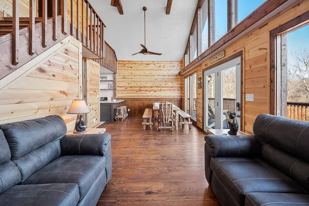 Dog Friendly! Views! Hot Tub! Close To Pf! Gsmnp เซอเวียร์วีล ภายนอก รูปภาพ